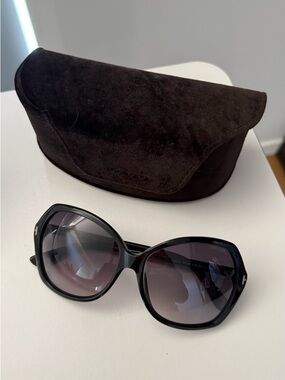 Tom Ford Black Oversized Women's Sunglasses
